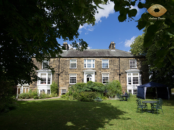 clevleland tontine wedding photographer external view georgian