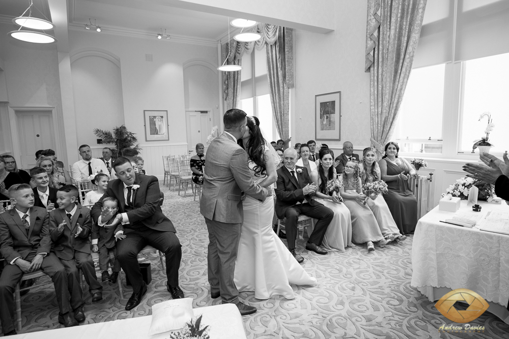 Middlesbrough registry office town hall mima wedding photos photographer
