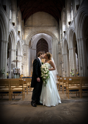 ripon cathedral photo north yorkshire wedding by andrew davies